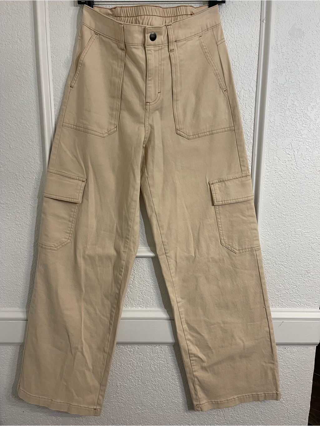 Wild Fable Women’s Beige Wide Leg Cargo Jeans